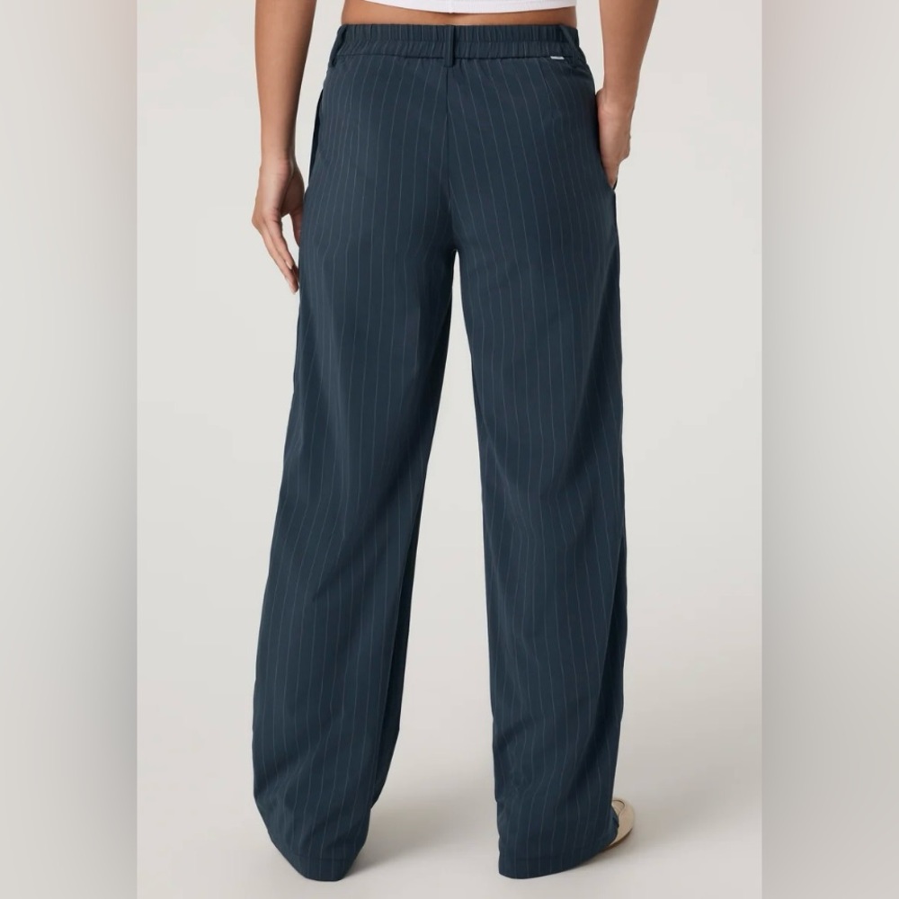Vuori  Villa Wide-Leg Pinstripe Pants – Size M - Picture 2 of 11